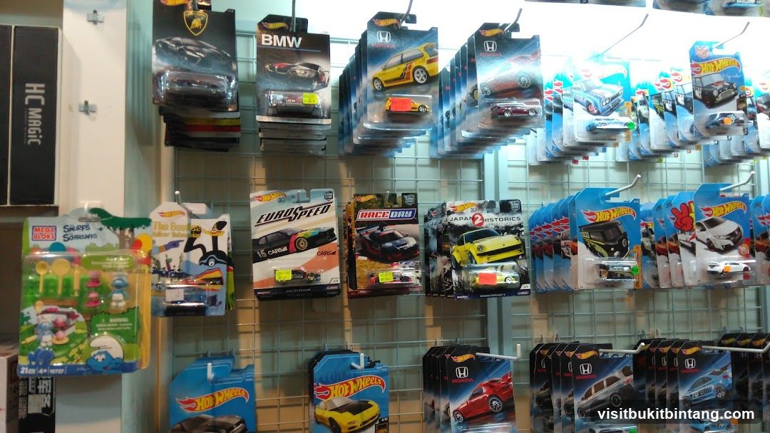 Toy Cars and Playsets Display