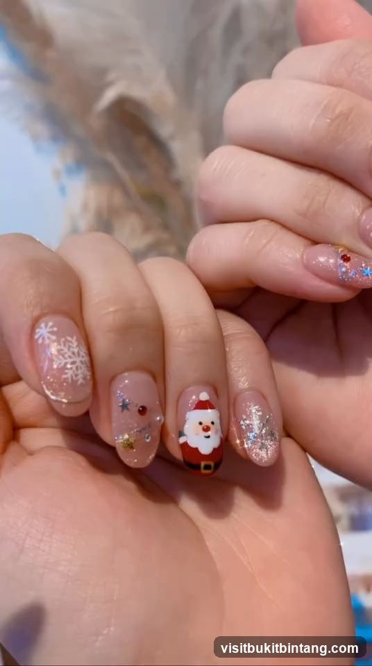 Christmas Themed Nails