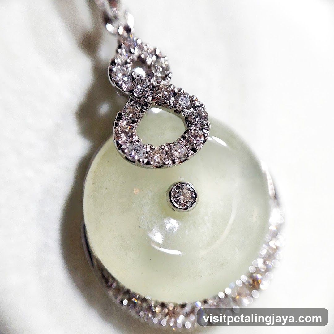 Jewelry Pendant with Jade and Diamonds