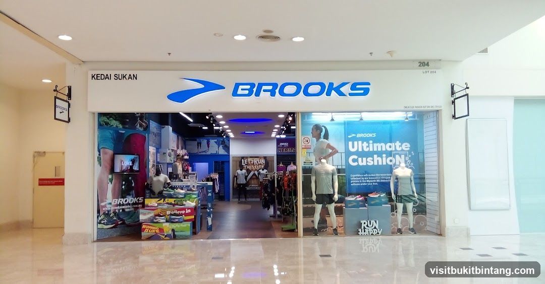 Brooks Running @ The Curve