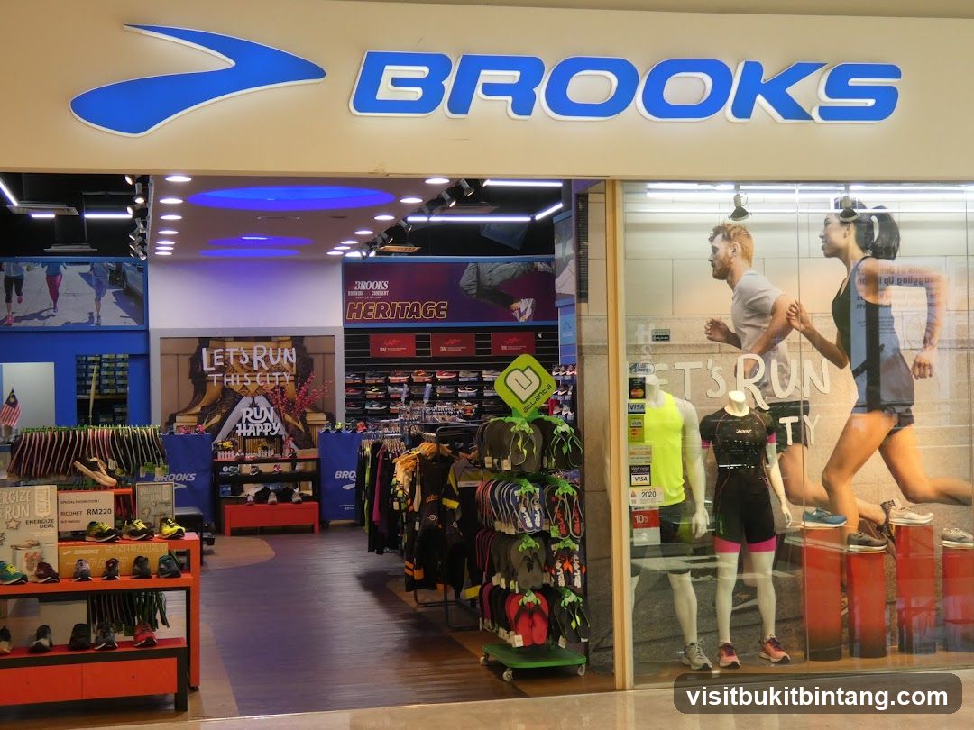 Brooks Running @ The Curve