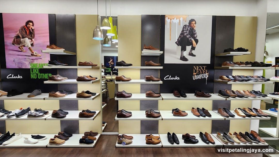 Clarks Shoe Display