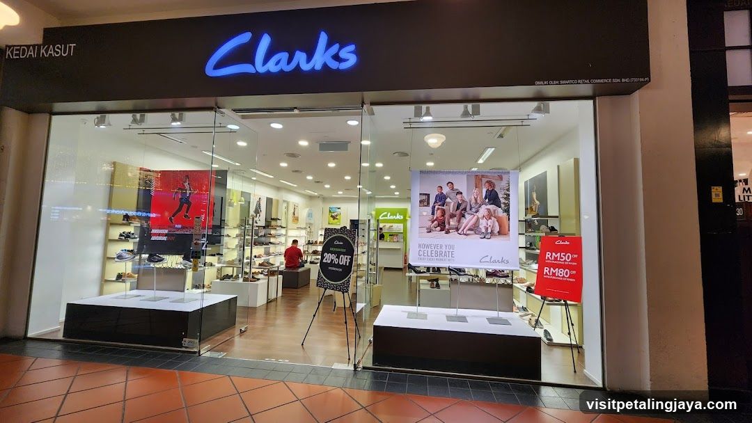 Clarks @ The Curve
