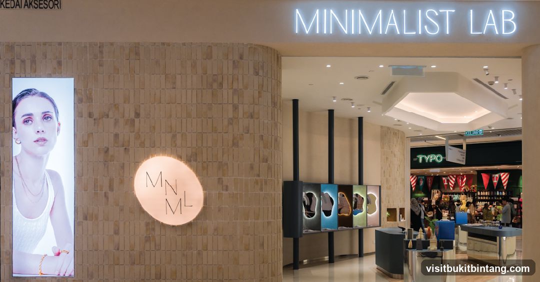 Minimalist Lab Store Entrance