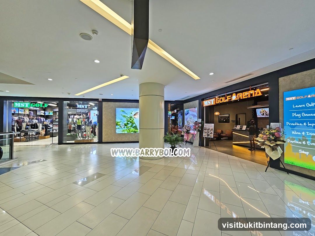 MST Golf Super Store Gurney Paragon Mall