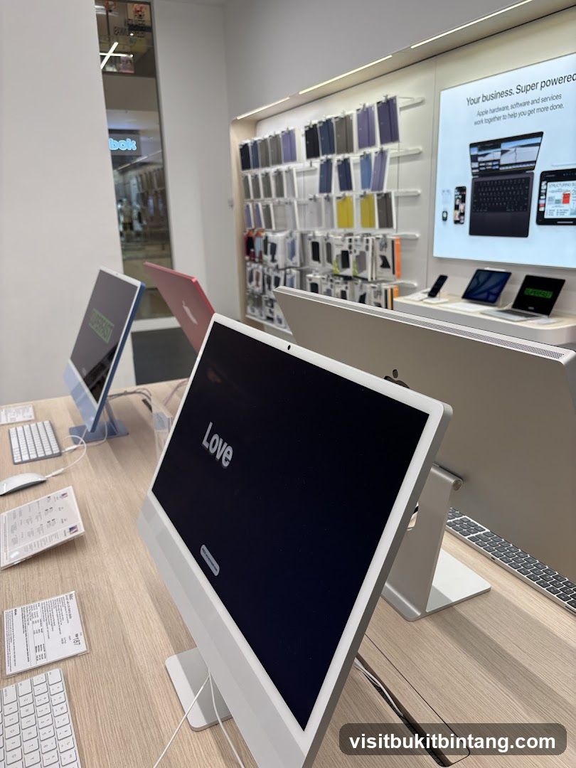 Apple Store Display