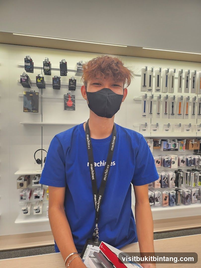 Store Employee