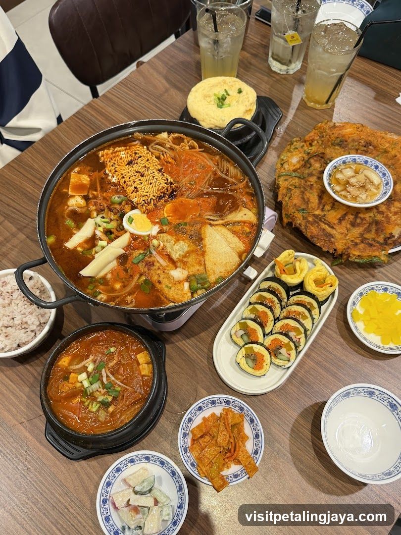 Gangnam Bunsik @ 1 Mont Kiara