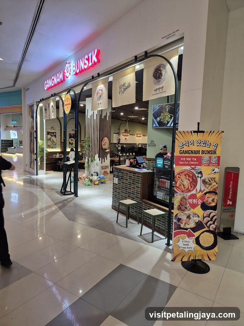 Gangnam Bunsik Restaurant Interior