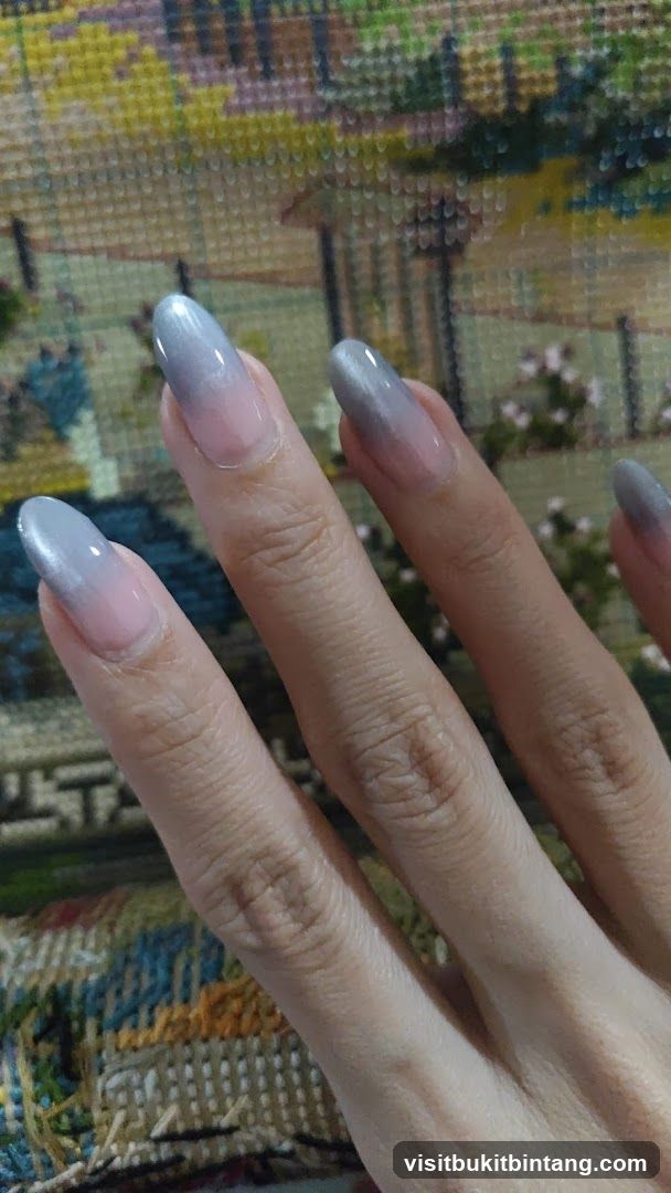 Ombre Nails