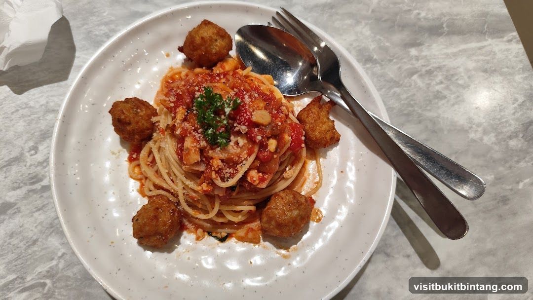 Spaghetti with Meatballs