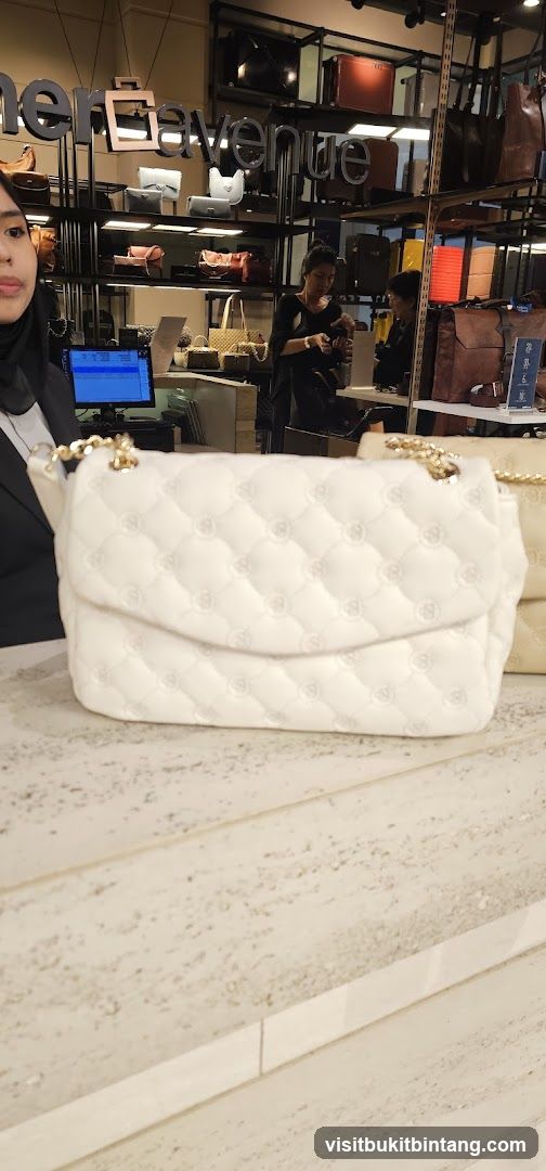 Quilted Handbag Display