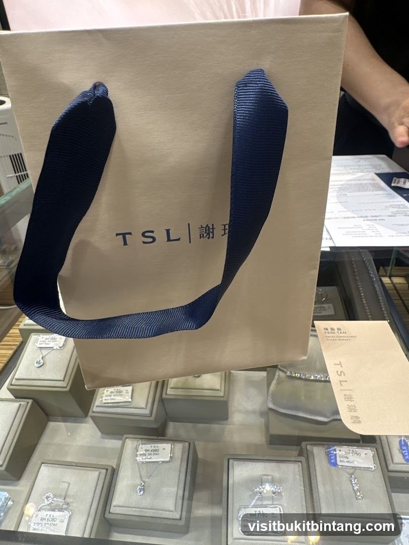 Jewelry Display with Branded Bag