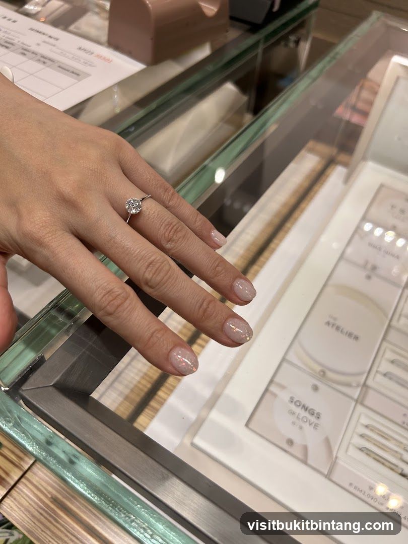 Diamond Ring Display