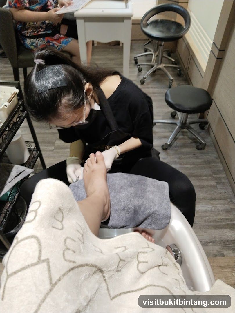 Pedicure Service