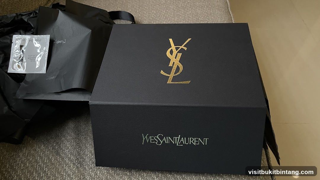 Yves Saint Laurent Gift Box