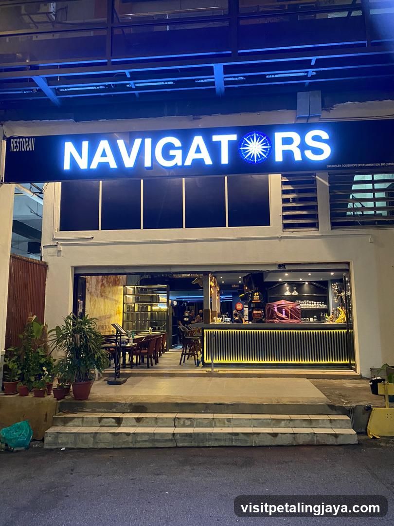 Navigators Bar & Restaurant