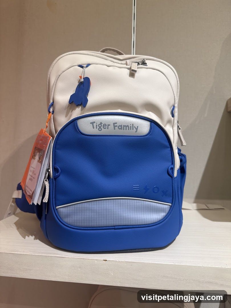 Tiger Family Backpack Display