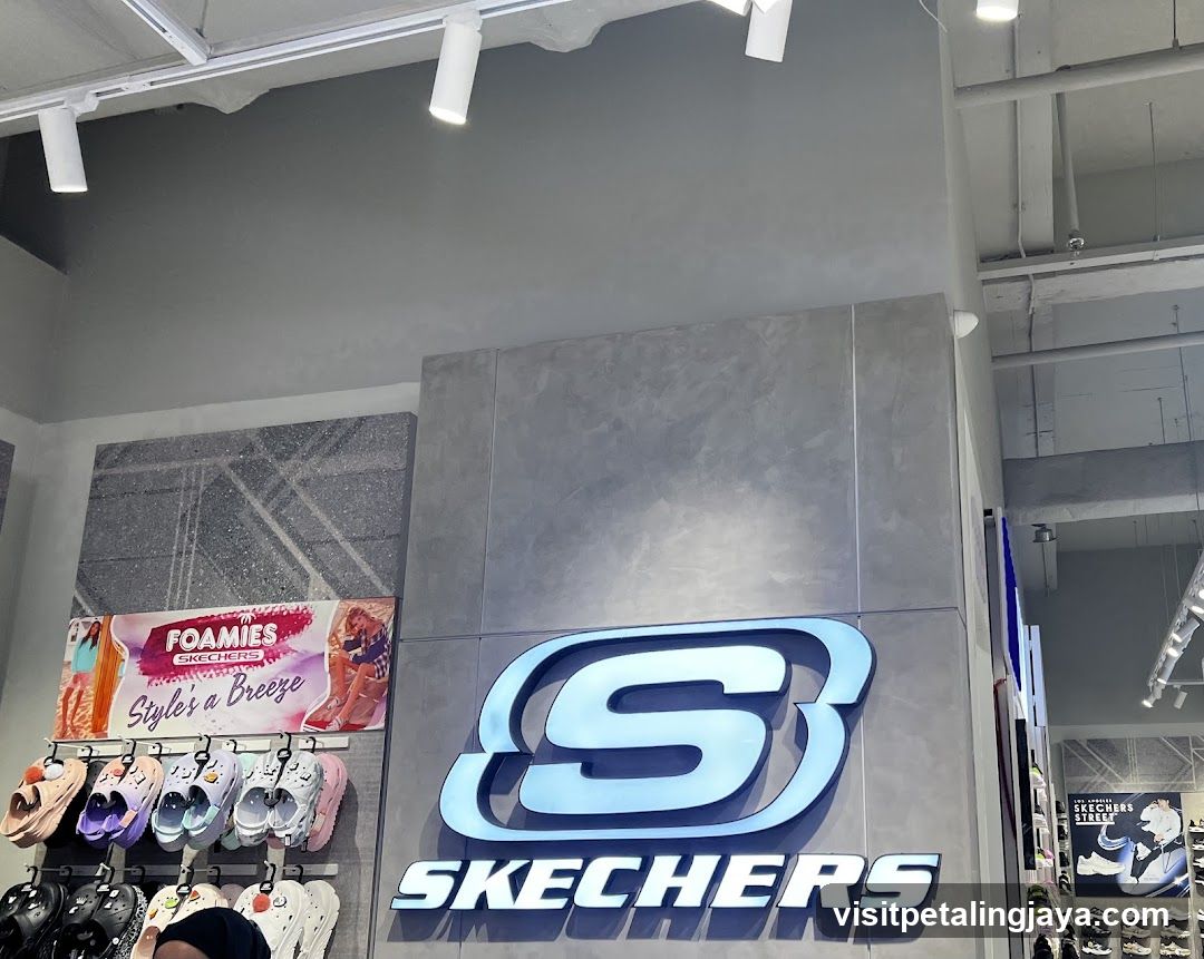 Skechers Store Interior
