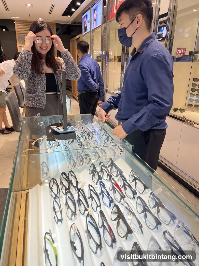 Eyewear Store Display