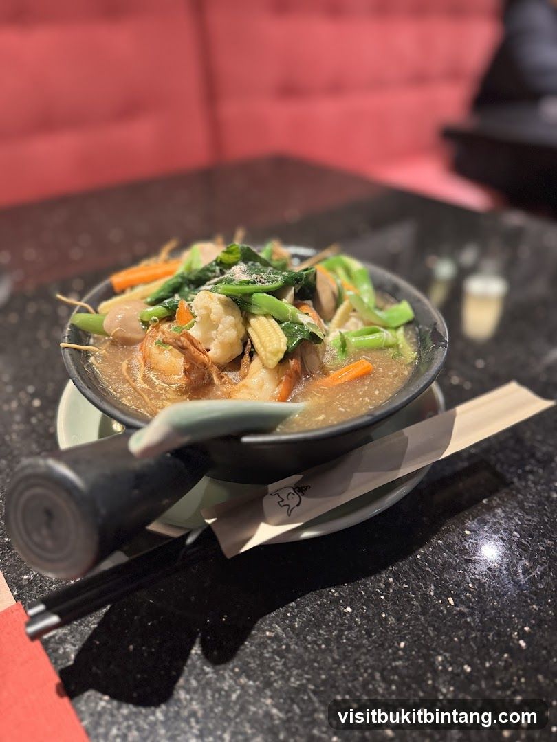 Noodles with Shrimp and Vegetables