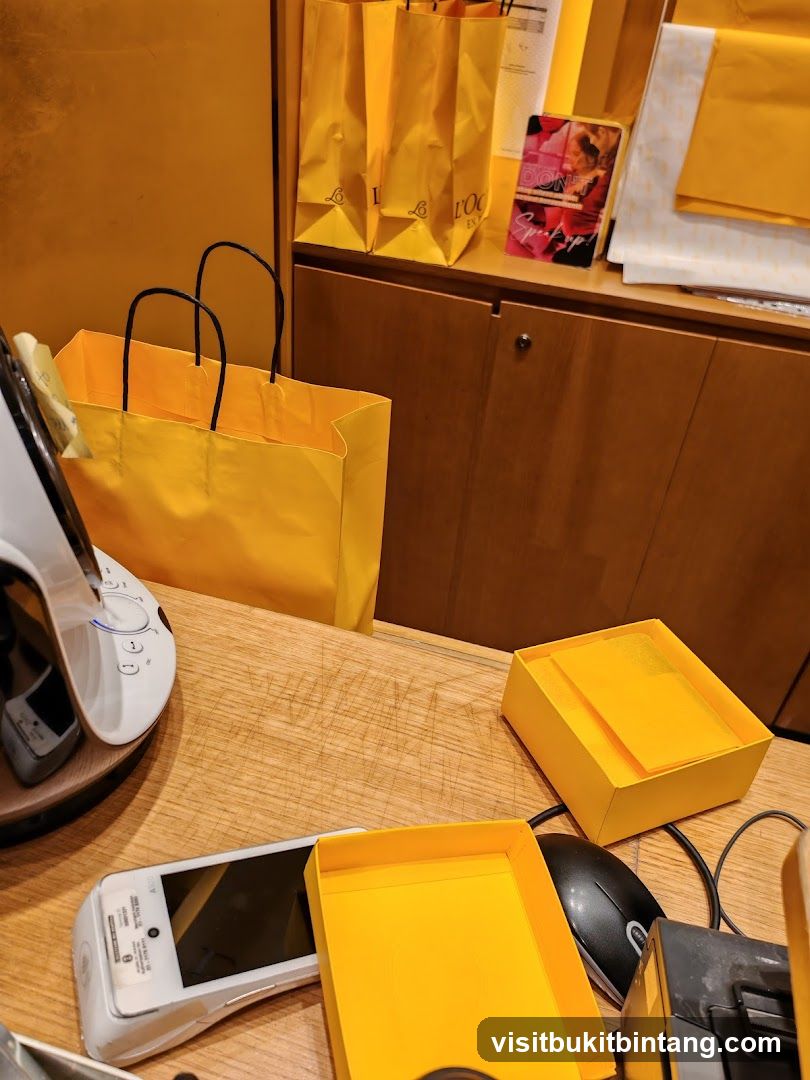 Countertop with shopping bags and payment devices