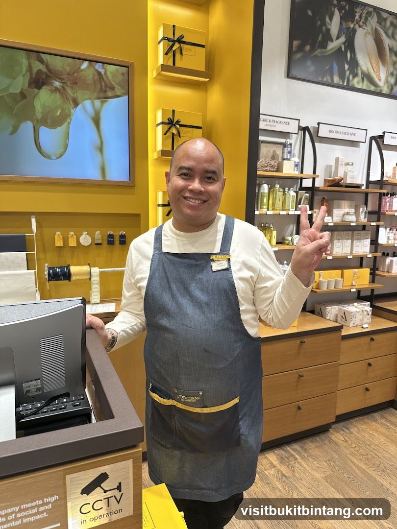 Store Employee