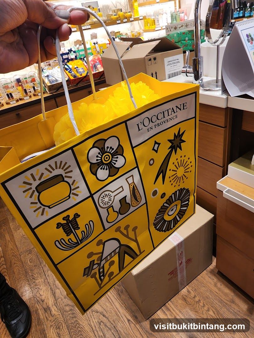 L'Occitane Shopping Bag