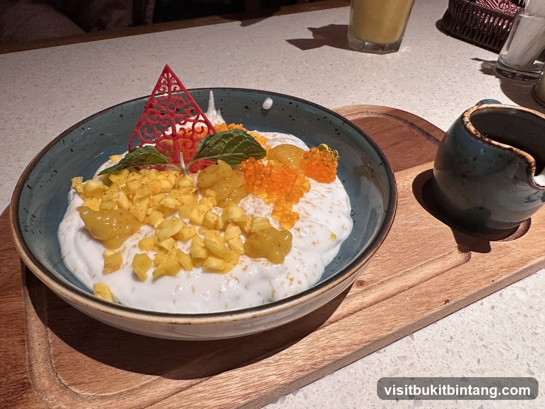 Dessert with fruit and sauce