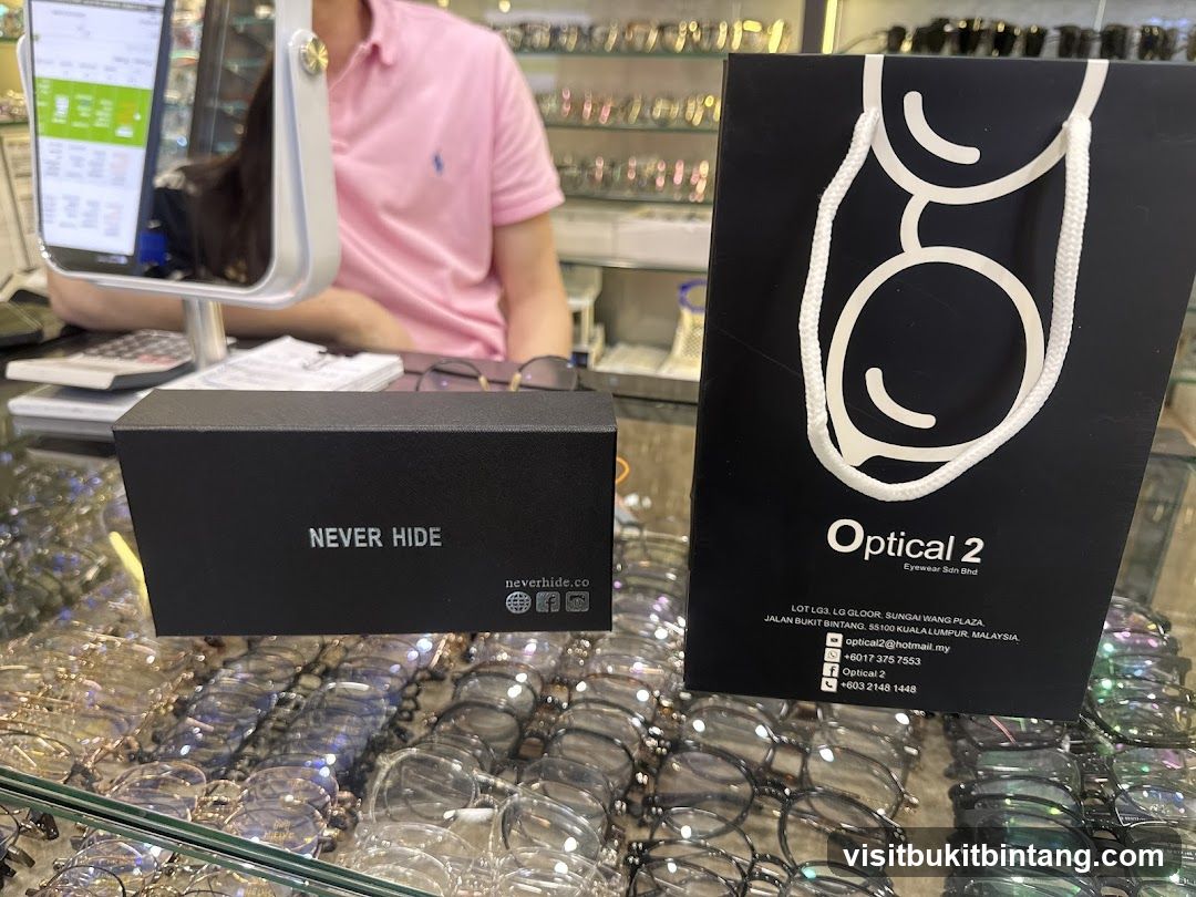 Eyewear Store Display