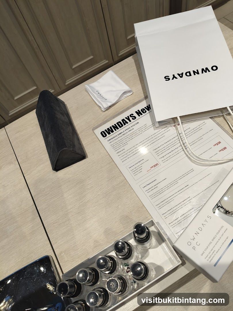 Eyewear Product Display