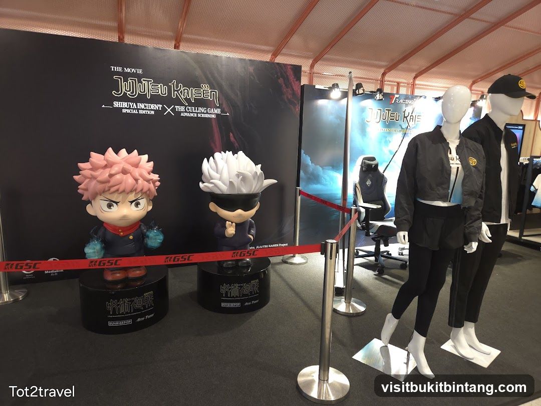 Jujutsu Kaisen Merchandise Display
