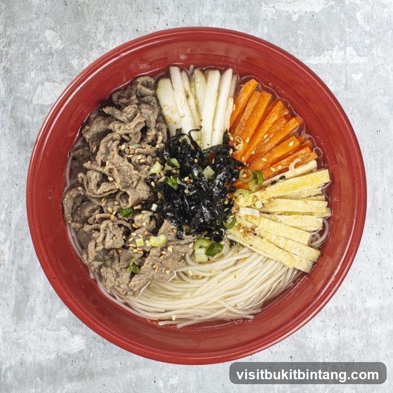 Noodle Bowl with Beef and Vegetables