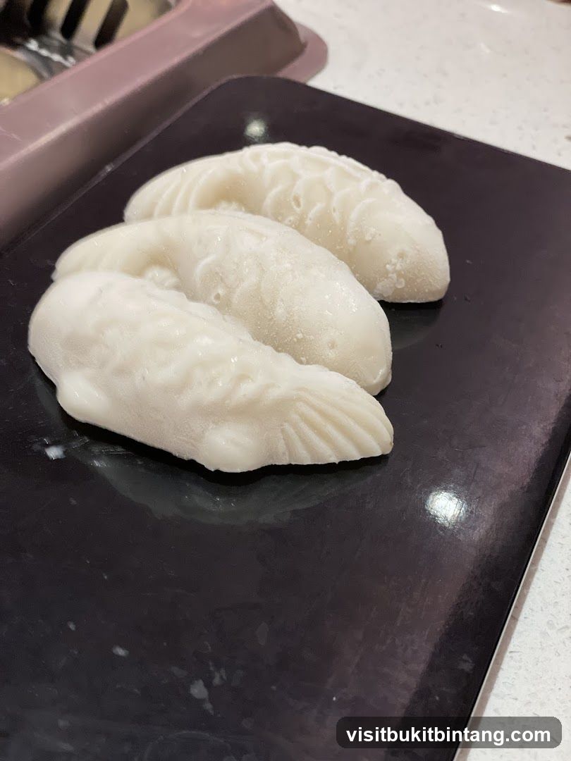 Frozen Fish-Shaped Dumplings