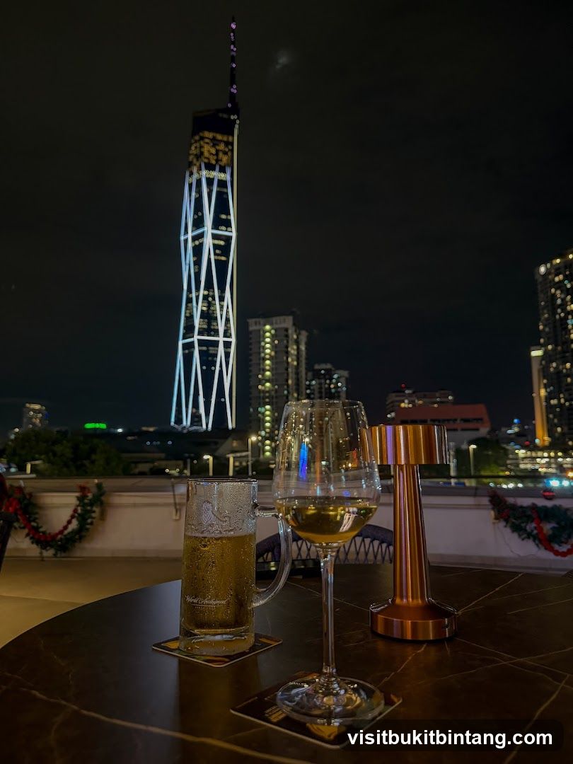 Crafty's Bar and Lounge