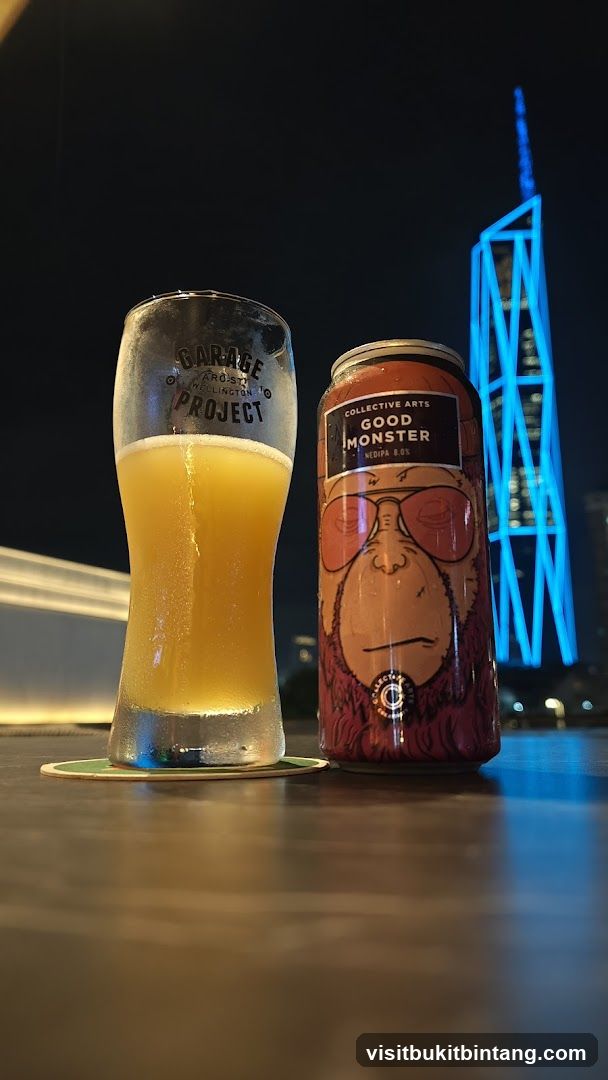 Crafty's Bar and Lounge