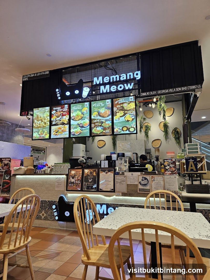 Memang Meow Cafe Interior